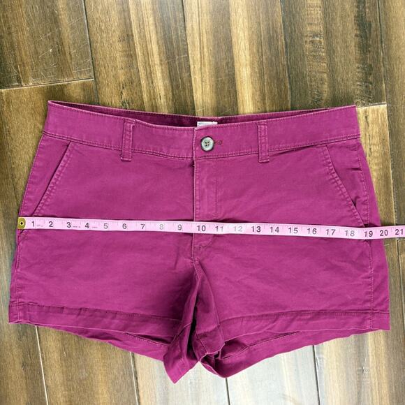 GAP Low Rise Purple Magenta Shorts 3" Inseam size 8 chino Pockets Belt Loops - Picture 6 of 8